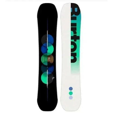 Snowboardverleih in Soldeu: Board und Schuhe