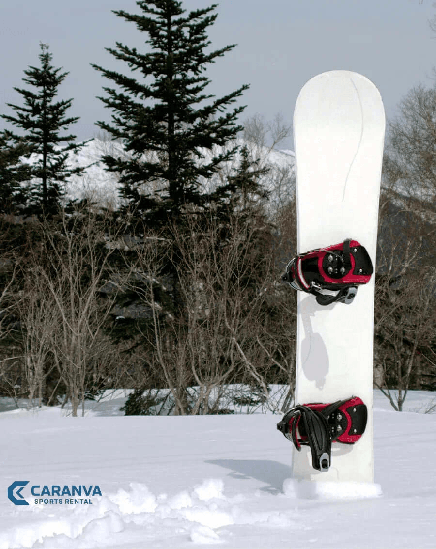 Snowboardverleih in Ordino: Board und Schuhe